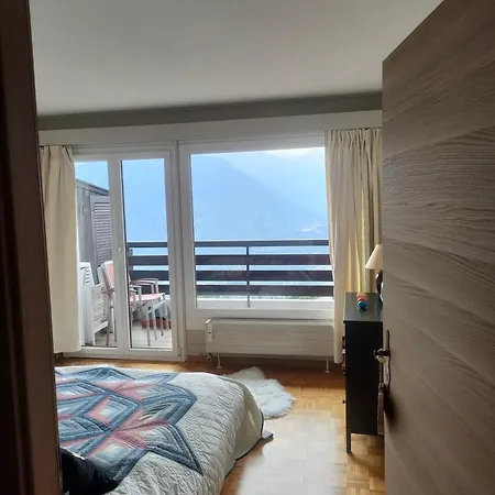 Апартаменты Montana La Cote